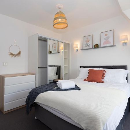 Stunning 3 Bedroom Penthouse With Terrace And Lift London Eksteriør billede