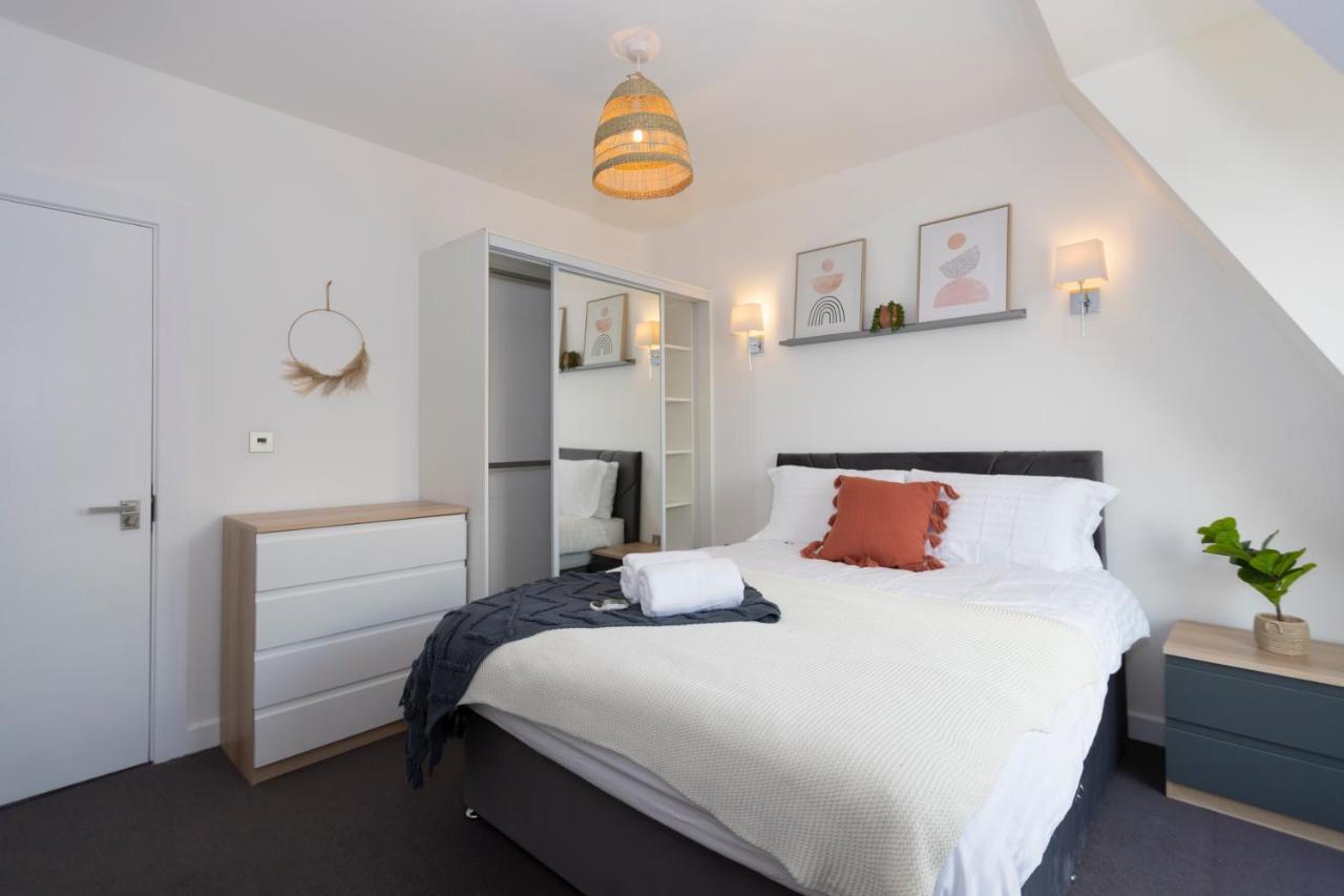 Stunning 3 Bedroom Penthouse With Terrace And Lift London Eksteriør billede