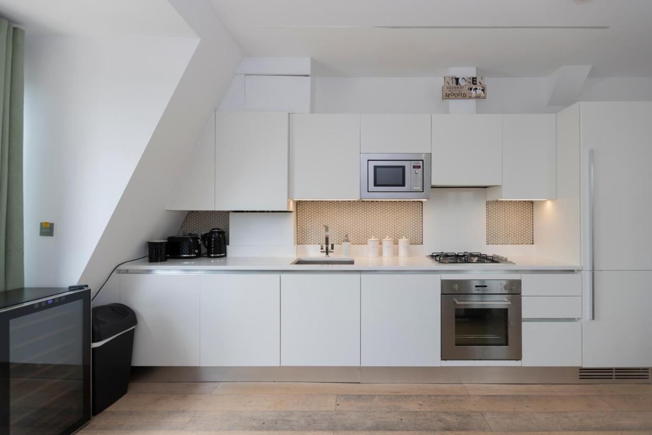 Stunning 3 Bedroom Penthouse With Terrace And Lift London Eksteriør billede