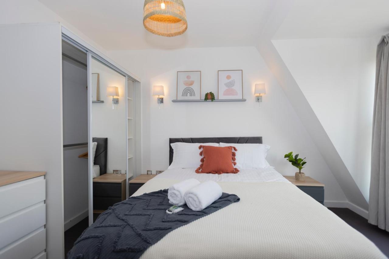 Stunning 3 Bedroom Penthouse With Terrace And Lift London Eksteriør billede