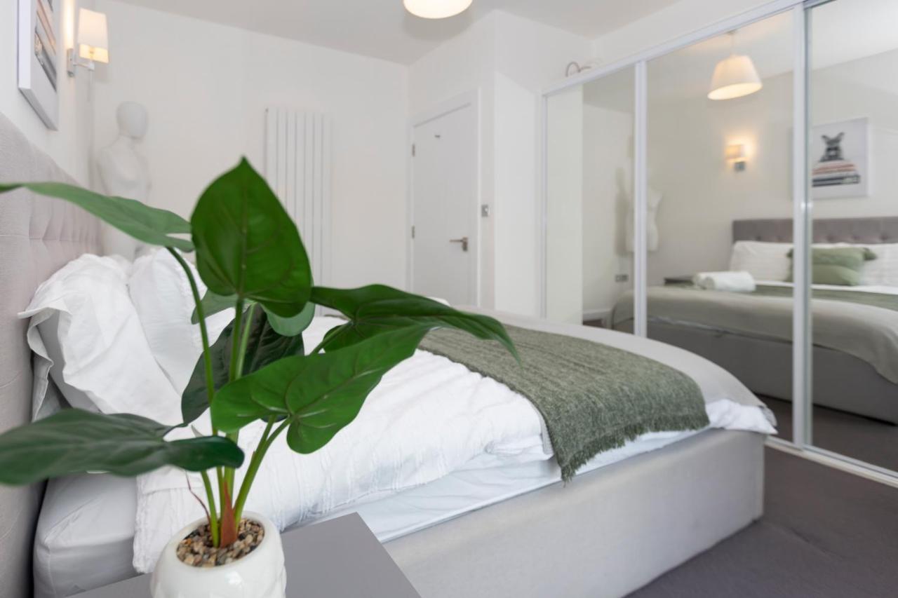 Stunning 3 Bedroom Penthouse With Terrace And Lift London Eksteriør billede